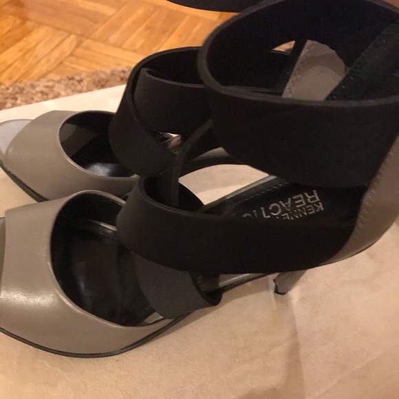 Shoe - Picture 3 of 6